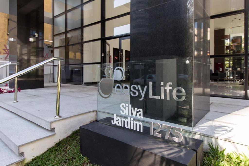 609-Apartamento Encantador, Com 1 Vaga De Garagem, Todo Mobiliado E Decorado, Edificio Com Academia, Lavanderia, Excelente Localizacao No Reboucas, Proximo Ao Batel E Centro Curitiba Exterior foto